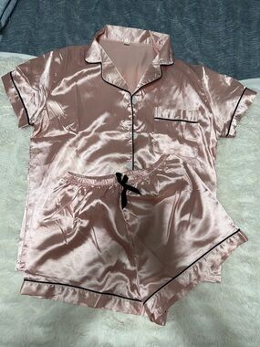 SHEIN Rose Satin Short Sleeve Pajama Set with Black Trim